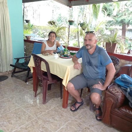 Relax Guest House Dambulla Esterno foto