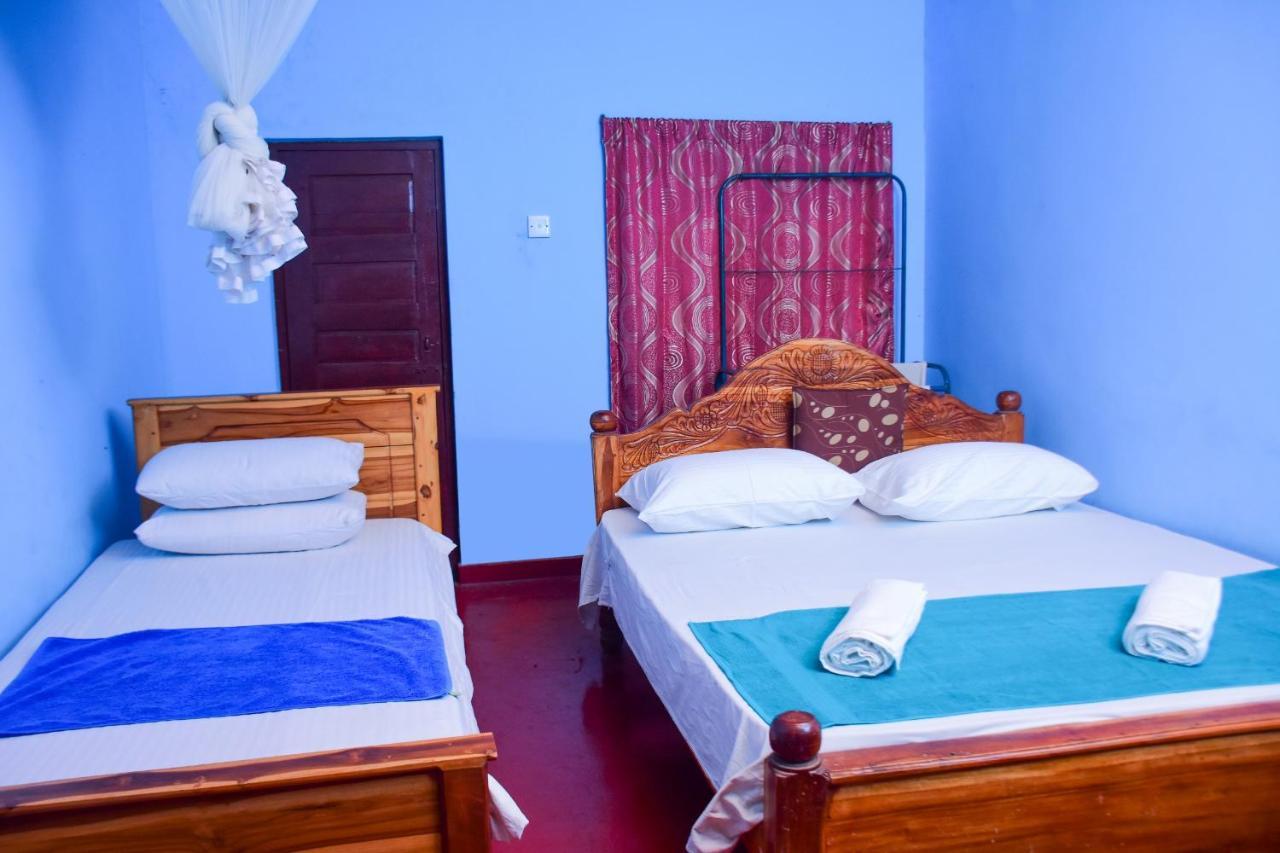 Relax Guest House Dambulla Esterno foto