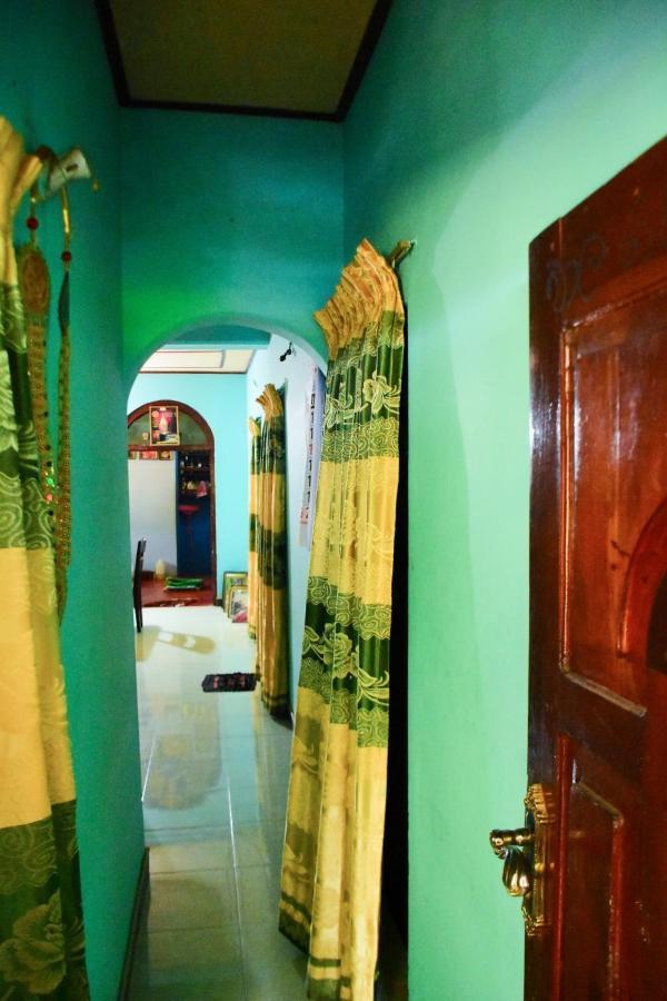 Relax Guest House Dambulla Esterno foto