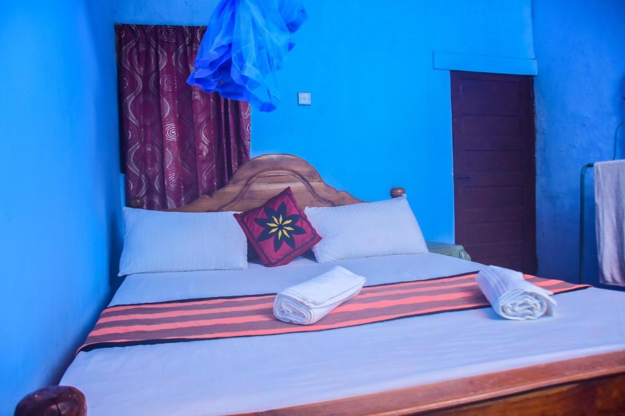 Relax Guest House Dambulla Esterno foto