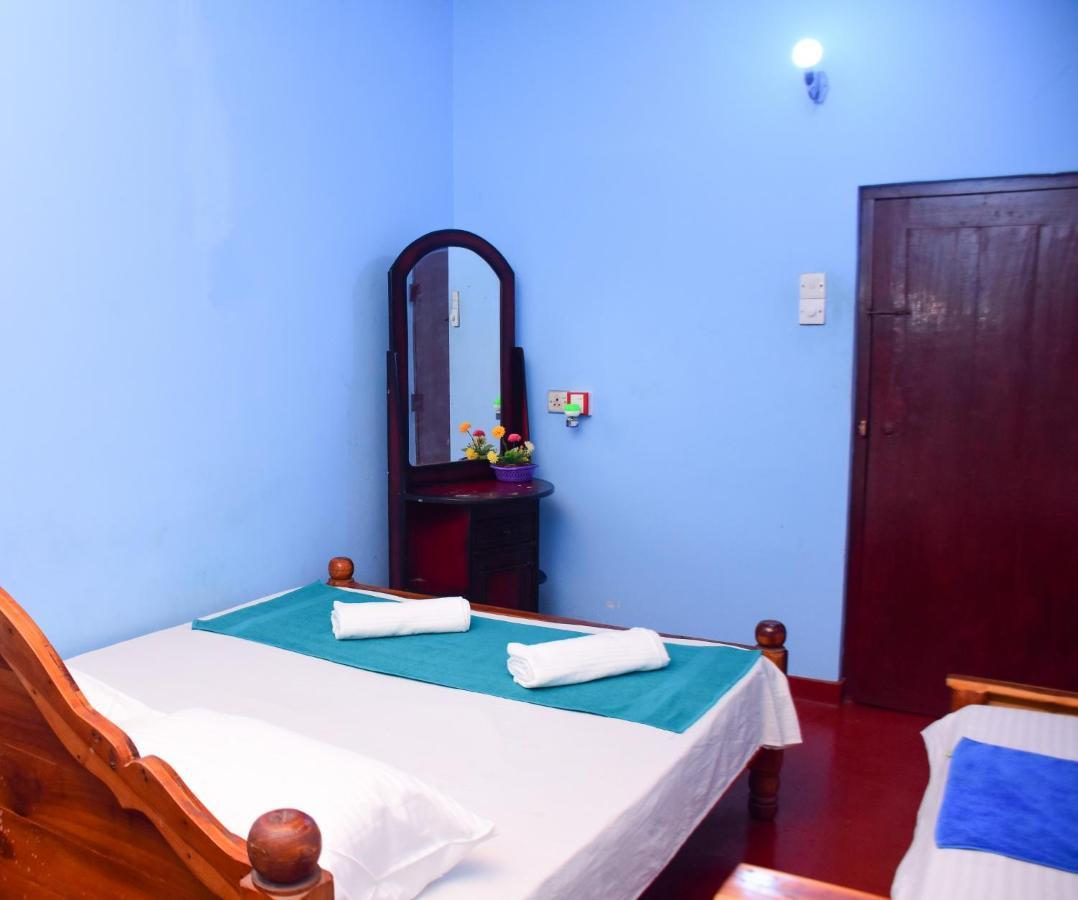 Relax Guest House Dambulla Esterno foto